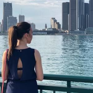 Meet your Posher, Esther